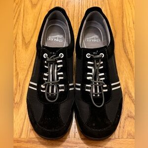Dansko Helen Black & White Sneakers, Sz 40